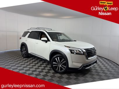 Used 2023 Nissan Pathfinder Platinum w/ Cargo Package