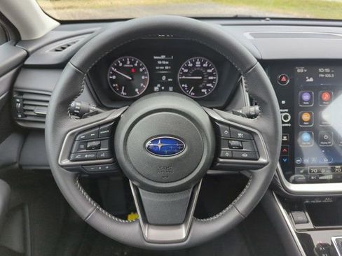 Used 2025 Subaru Outback Premium image 19