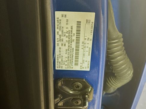 Used 2019 Ford F150 XLT w/ Equipment Group 302A Luxury AWD/4WD image 32