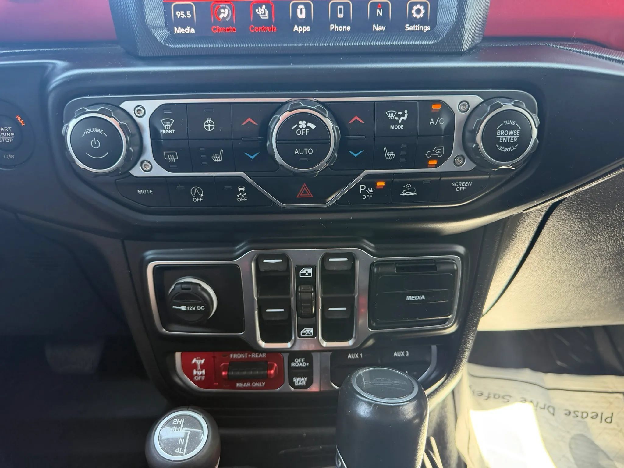 Used 2020 Jeep Gladiator Rubicon AWD/4WD image 10