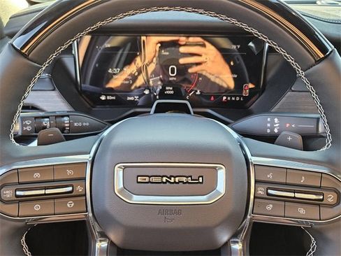 New 2026 GMC Acadia Denali w/ Super Cruise Package image 24