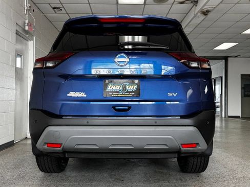 Used 2023 Nissan Rogue SV FWD image 6