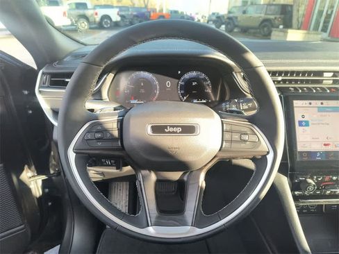 New 2025 Jeep Grand Cherokee L Limited image 14