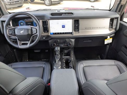 New 2026 Ford Bronco Outer Banks image 15