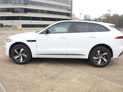 New 2026 Jaguar F-PACE R-Dynamic S image 6