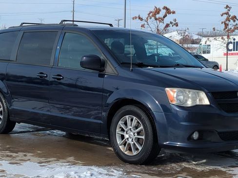 Used 2013 Dodge Grand Caravan R/T w/ Trailer Tow Group image 9
