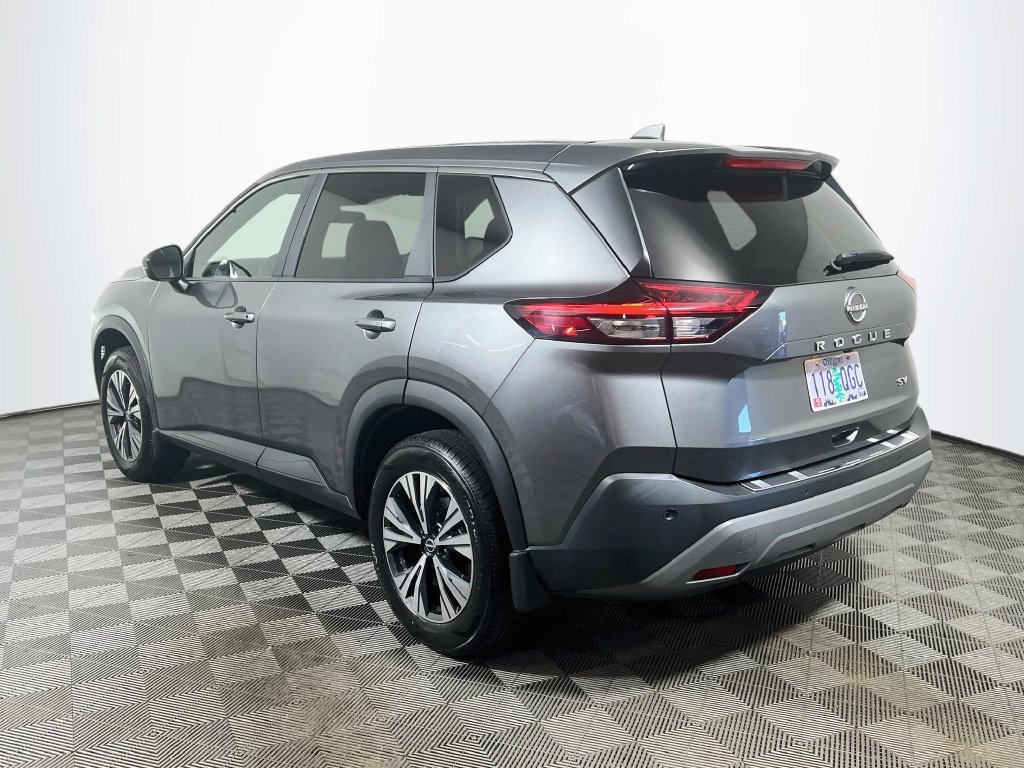 Used 2023 Nissan Rogue SV FWD image 5