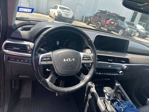 Used 2022 Kia Telluride SX w/ SX Prestige Package AWD/4WD image 7