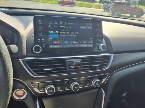 Certified 2020 Honda Accord EX image 17