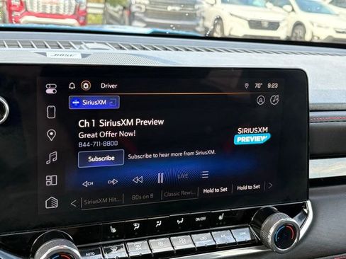 Used 2024 Chevrolet Colorado Z71 w/ Z71 Convenience Package 2 image 17