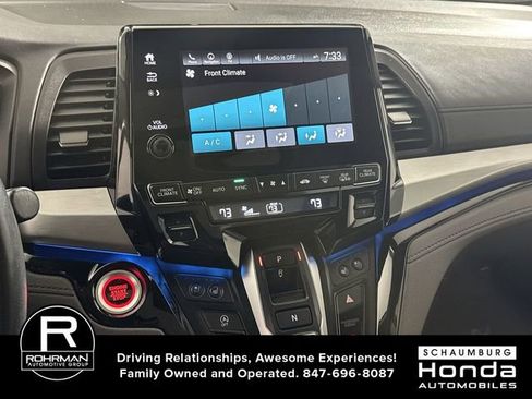 Used 2018 Honda Odyssey Elite image 9