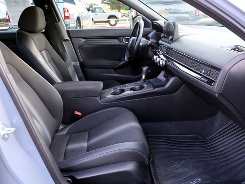 Used 2022 Honda Civic Sport image 18