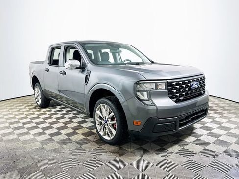 Used 2025 Ford Maverick XL FWD image 1