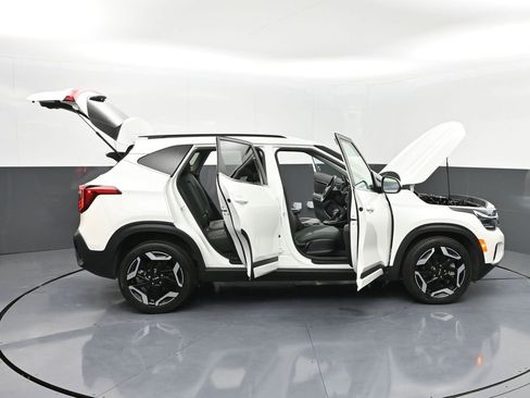 Used 2024 Kia Seltos SX image 51