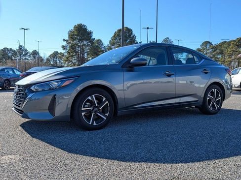 Certified 2024 Nissan Sentra SV image 8