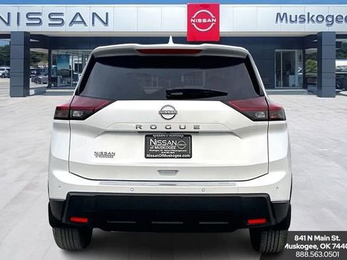 New 2026 Nissan Rogue SV w/ Cold Weather Package image 4
