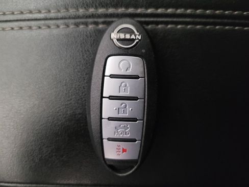 Used 2025 Nissan Altima 2.5 SV FWD image 32