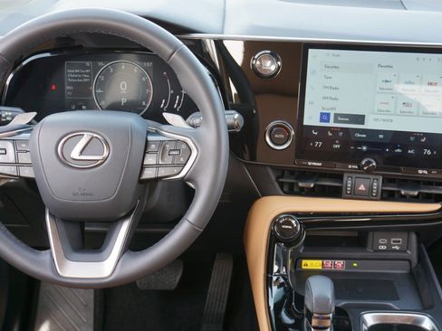 Used 2023 Lexus NX 350 AWD image 27