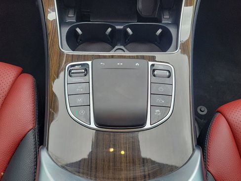 Used 2023 Mercedes-Benz GLC 300 4MATIC Coupe image 21