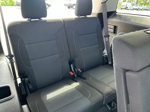 Used 2020 GMC Acadia SLE FWD image 29