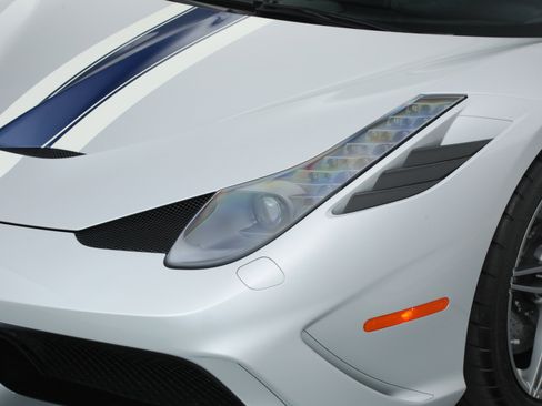 Certified 2015 Ferrari 458 Speciale A image 22