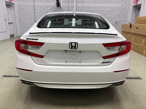 Used 2019 Honda Accord Sport image 5