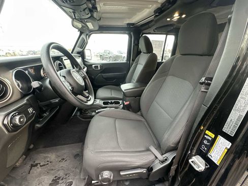 Used 2023 Jeep Wrangler Unlimited Sport image 13