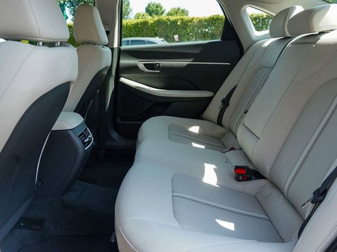 Certified 2025 Hyundai Sonata SEL FWD image 24