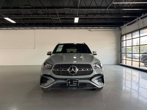 Used 2024 Mercedes-Benz GLE 450 4MATIC image 9