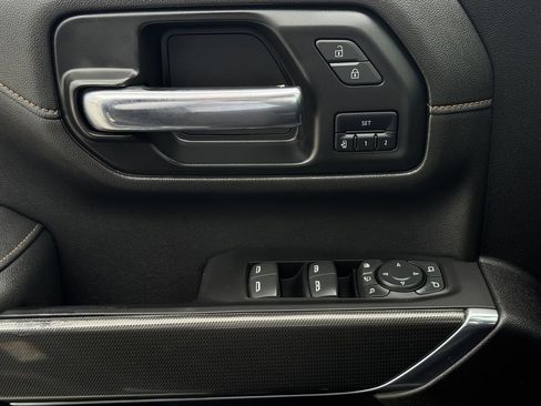 Used 2023 GMC Sierra 2500 AT4 w/ AT4 Preferred Package image 25