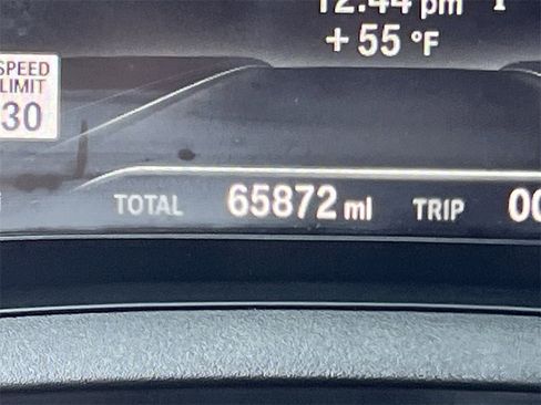 Used 2020 BMW 330i Sedan w/ Convenience Package image 23