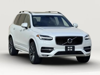 Used 2018 Volvo XC90 T6 Momentum w/ Convenience Package