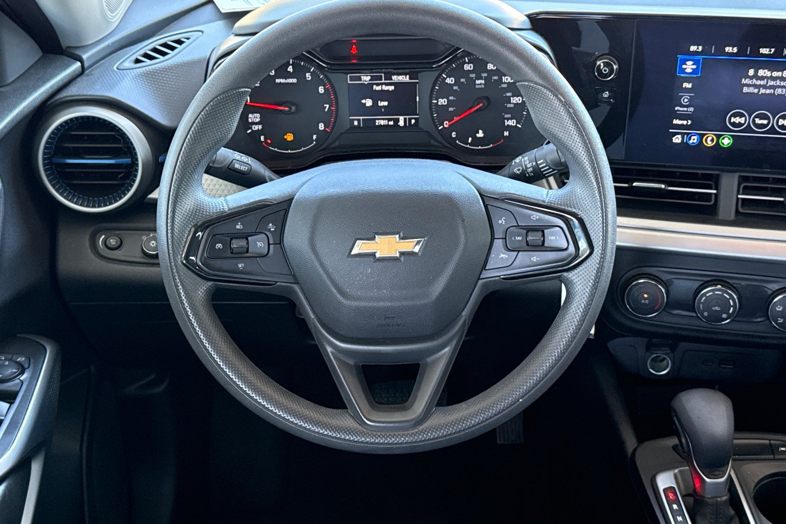 Used 2025 Chevrolet Trax LS FWD image 20