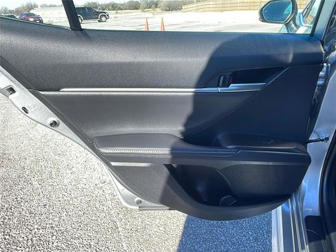 Used 2024 Toyota Camry XSE image 17