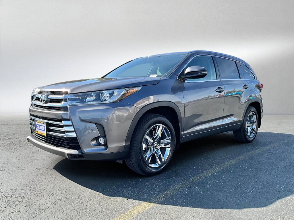 Used 2019 Toyota Highlander Limited Platinum AWD/4WD image 3