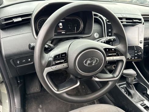 Used 2024 Hyundai Santa Cruz SEL image 16