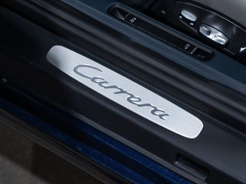 Used 2019 Porsche 911 Carrera RWD image 62