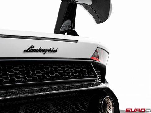 Used 2018 Lamborghini Huracan Performante image 23