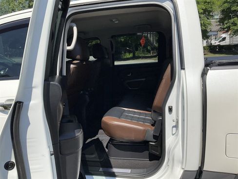 Used 2017 Nissan Titan Platinum Reserve AWD/4WD image 13