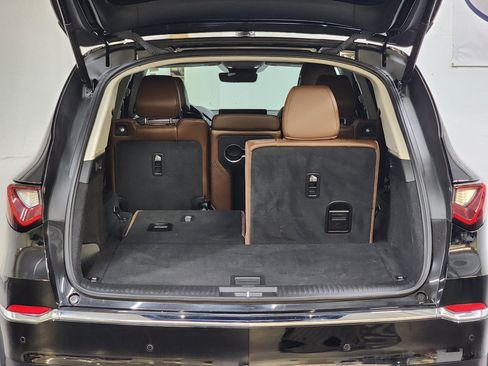 Used 2025 Acura MDX SH-AWD w/ Technology Package image 7