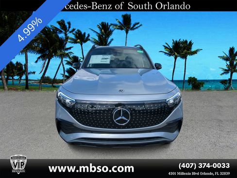 Used 2024 Mercedes-Benz EQB 300 4MATIC image 21