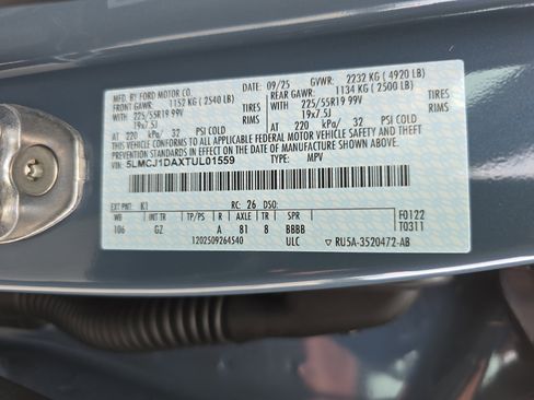 New 2026 Lincoln Corsair Premiere image 35