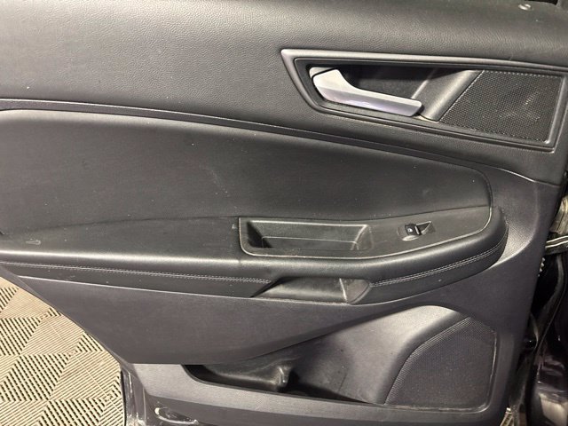 Used 2020 Ford Edge SE AWD/4WD image 20