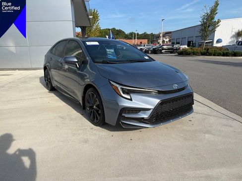 Used 2024 Toyota Corolla SE w/ SE Premium Package FWD image 1