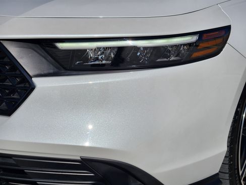 Certified 2023 Honda Accord Sport image 9