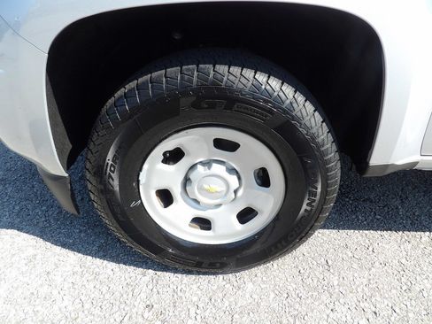 Used 2020 Chevrolet Colorado W/T RWD image 40