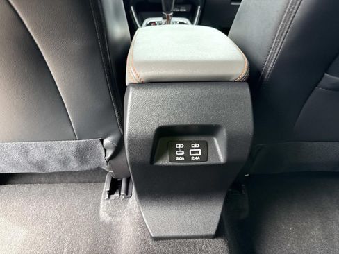 Certified 2025 Subaru Crosstrek 2.5i Limited w/ Crosstrek Mirror Package AWD/4WD image 18