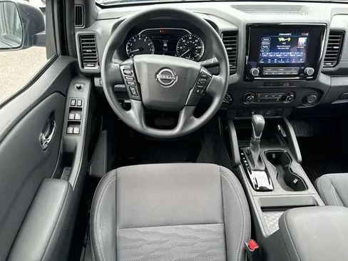 Used 2023 Nissan Frontier SV w/ Midnight Edition Package AWD/4WD image 15