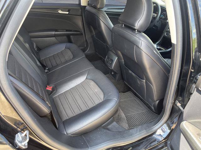 Used 2017 Ford Focus SE FWD image 17