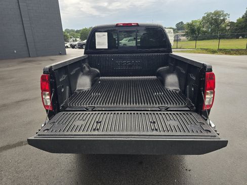 Used 2017 Nissan Frontier SV RWD image 11
